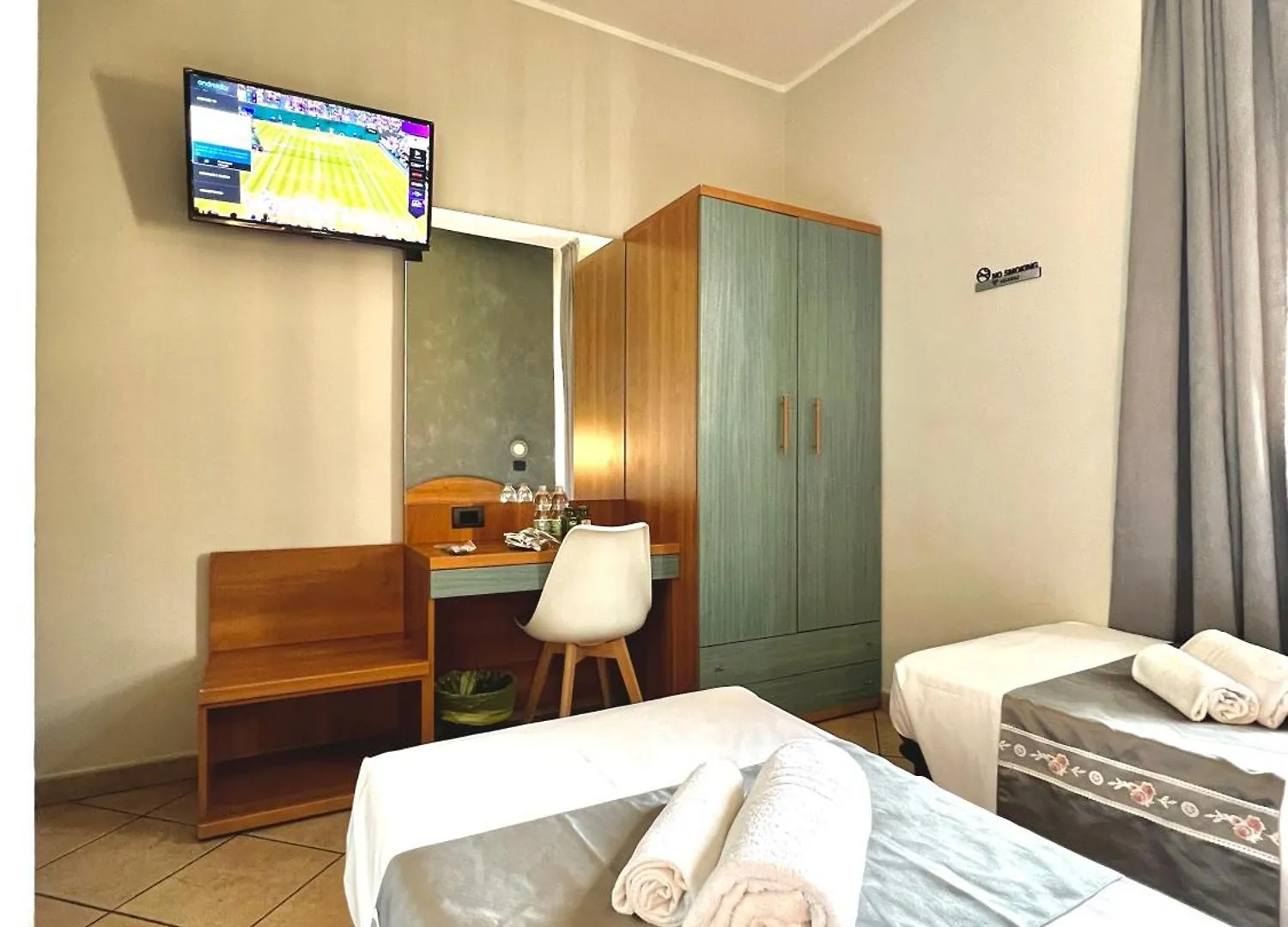 Hotel Sara Milan 2*,  Italy